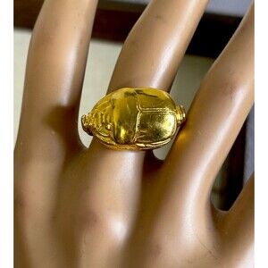 Vintage 1977 MMA Gold Tone Scarab Beetle Ring Size 6 Rare Estate Find